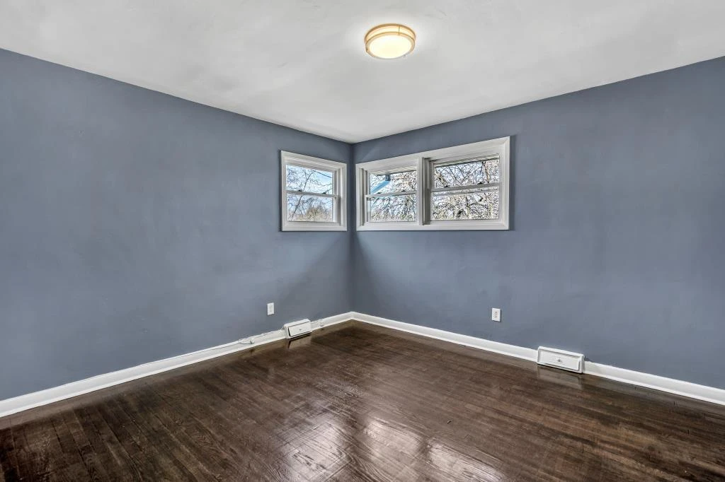502 Victor AVE - Photo 13