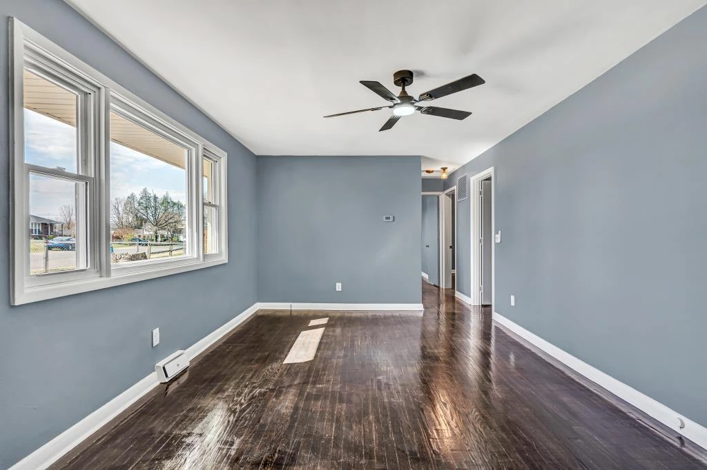 502 Victor AVE - Photo 6