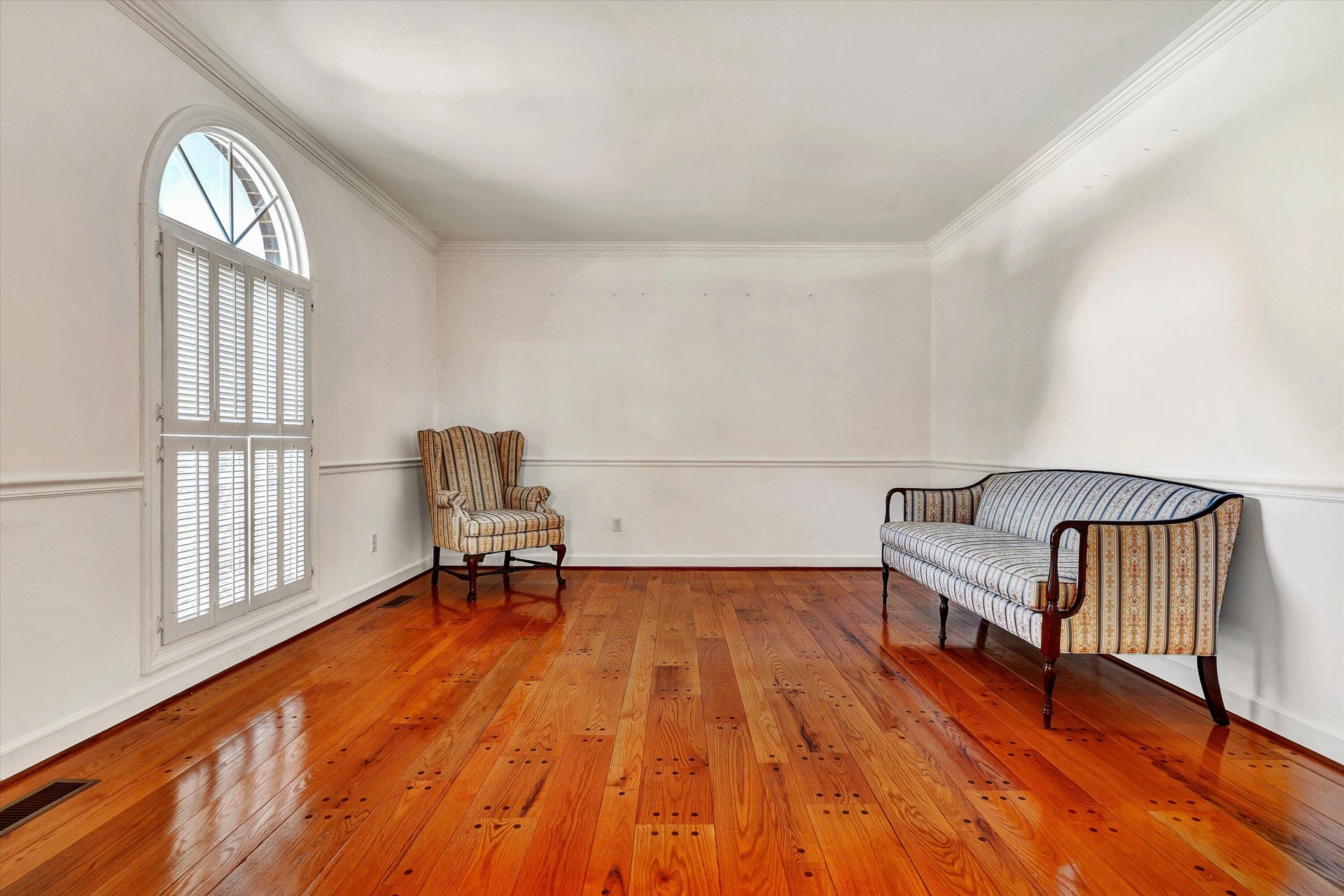 1710 Dawn LN - Photo 10