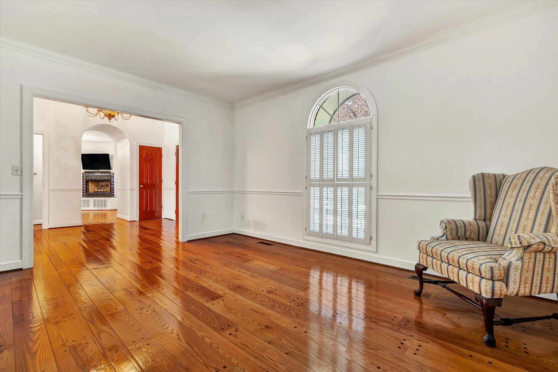 1710 Dawn LN - Photo 11