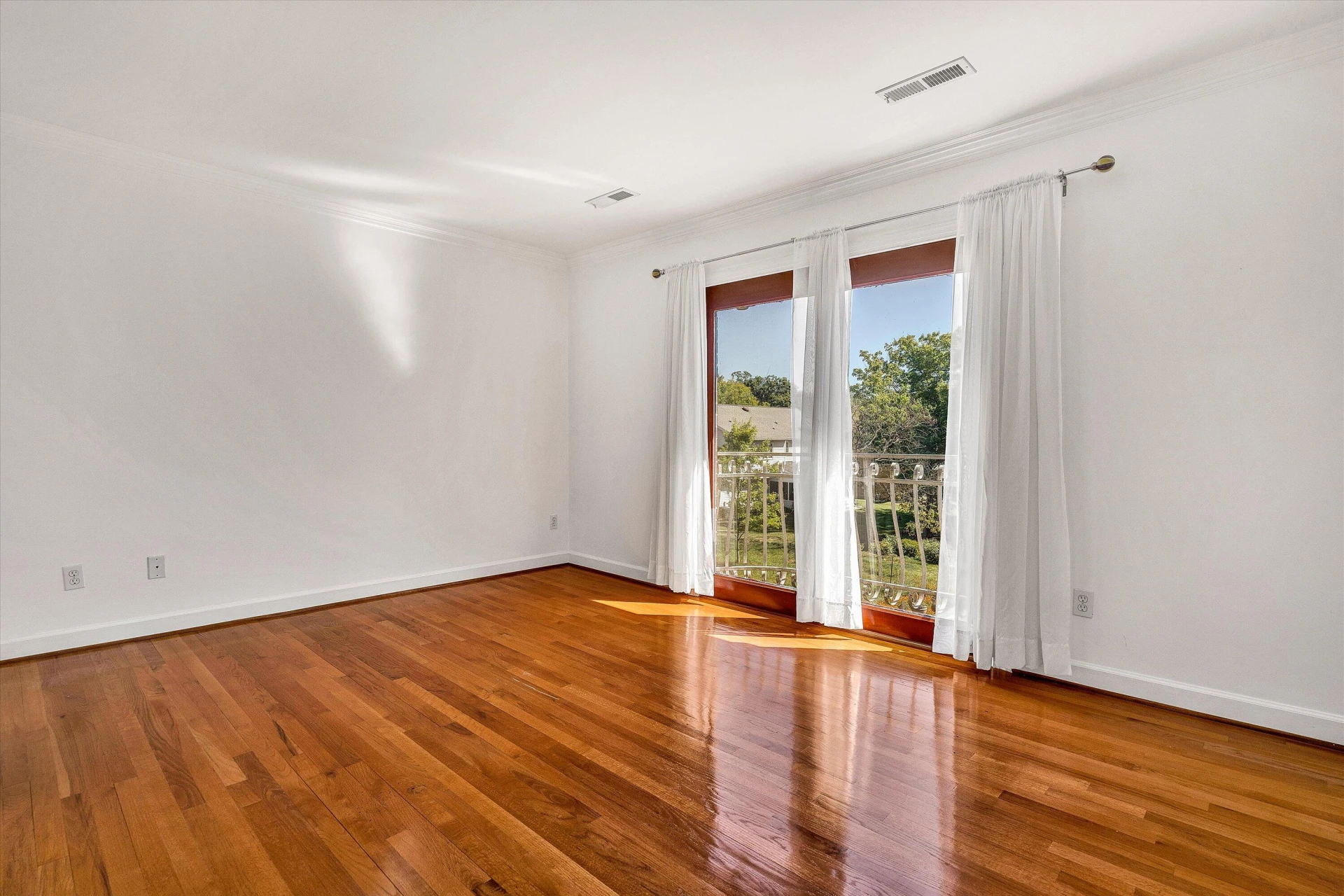 1710 Dawn LN - Photo 39