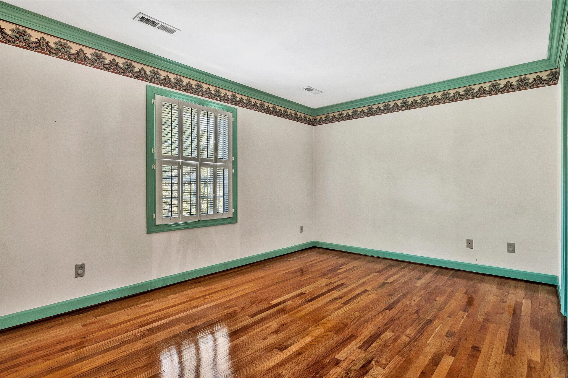 1710 Dawn LN - Photo 45