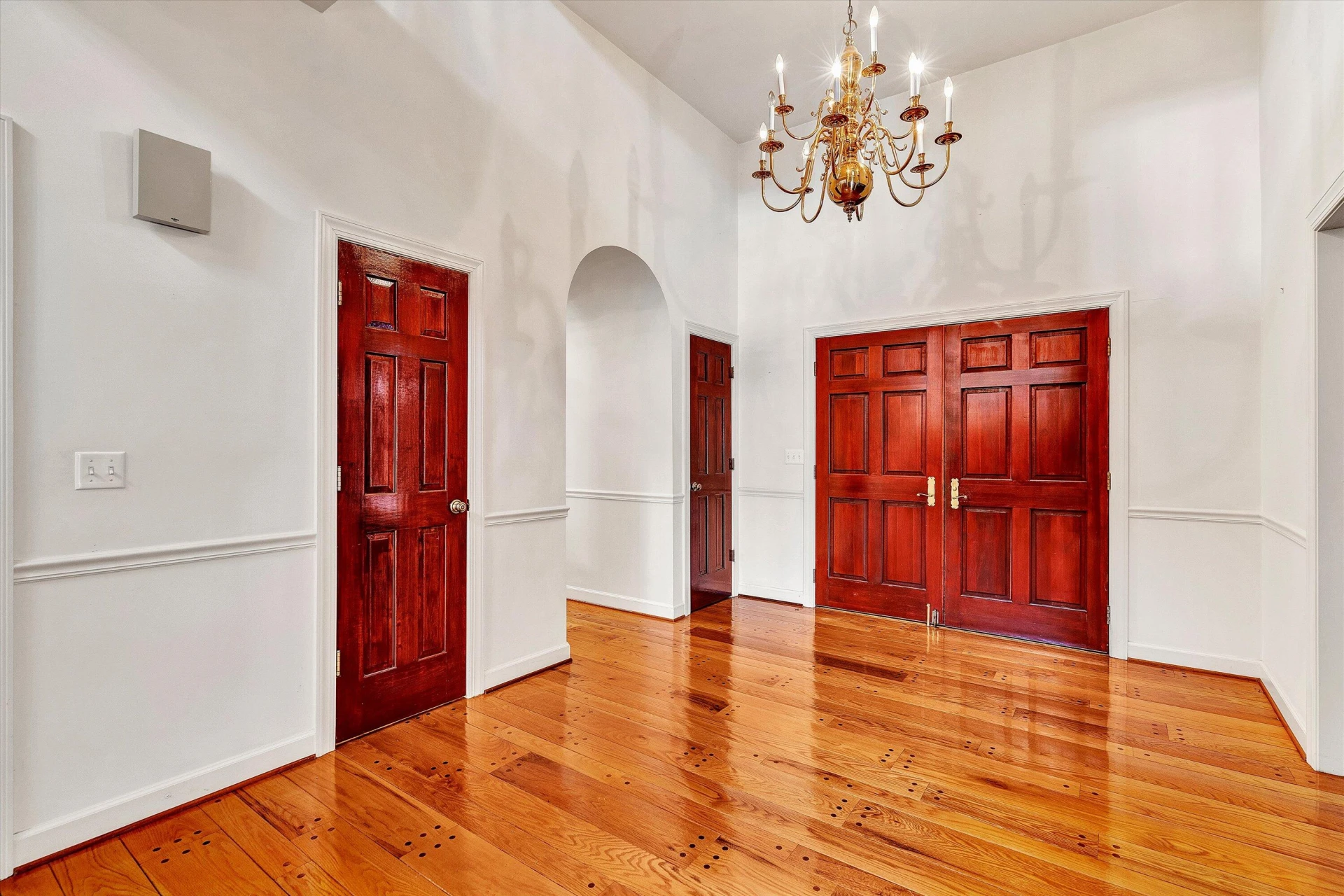 1710 Dawn LN - Photo 6