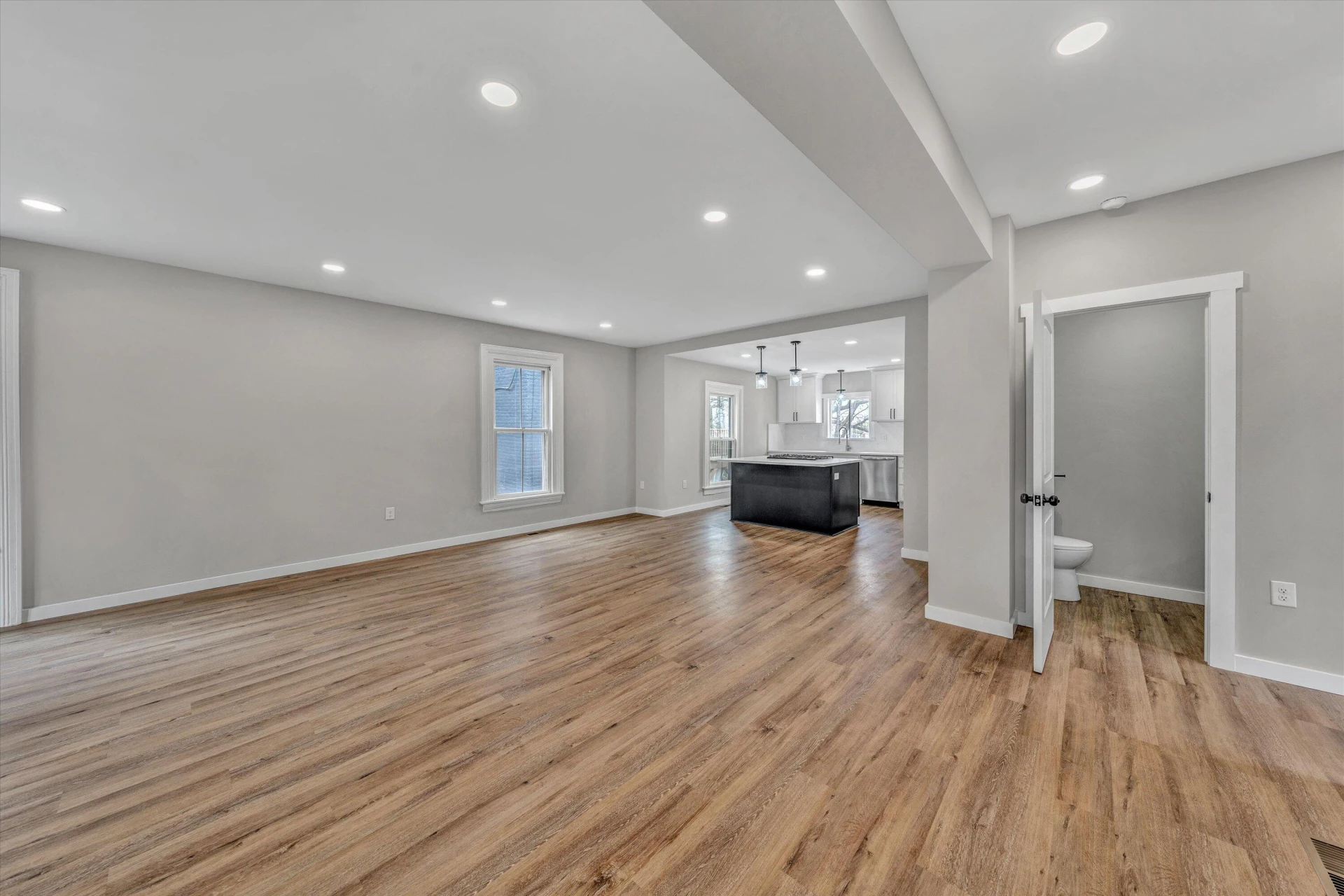535 Day AVE - Photo 10