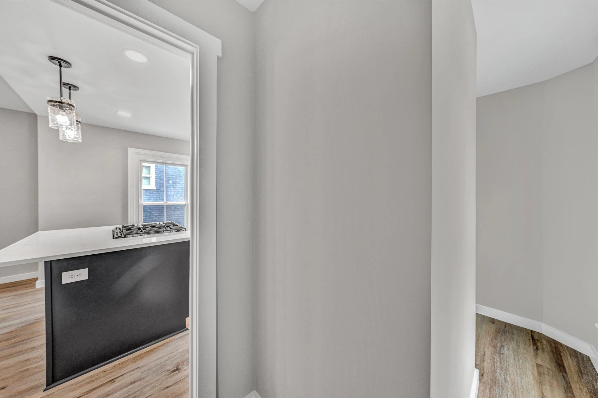 535 Day AVE - Photo 16
