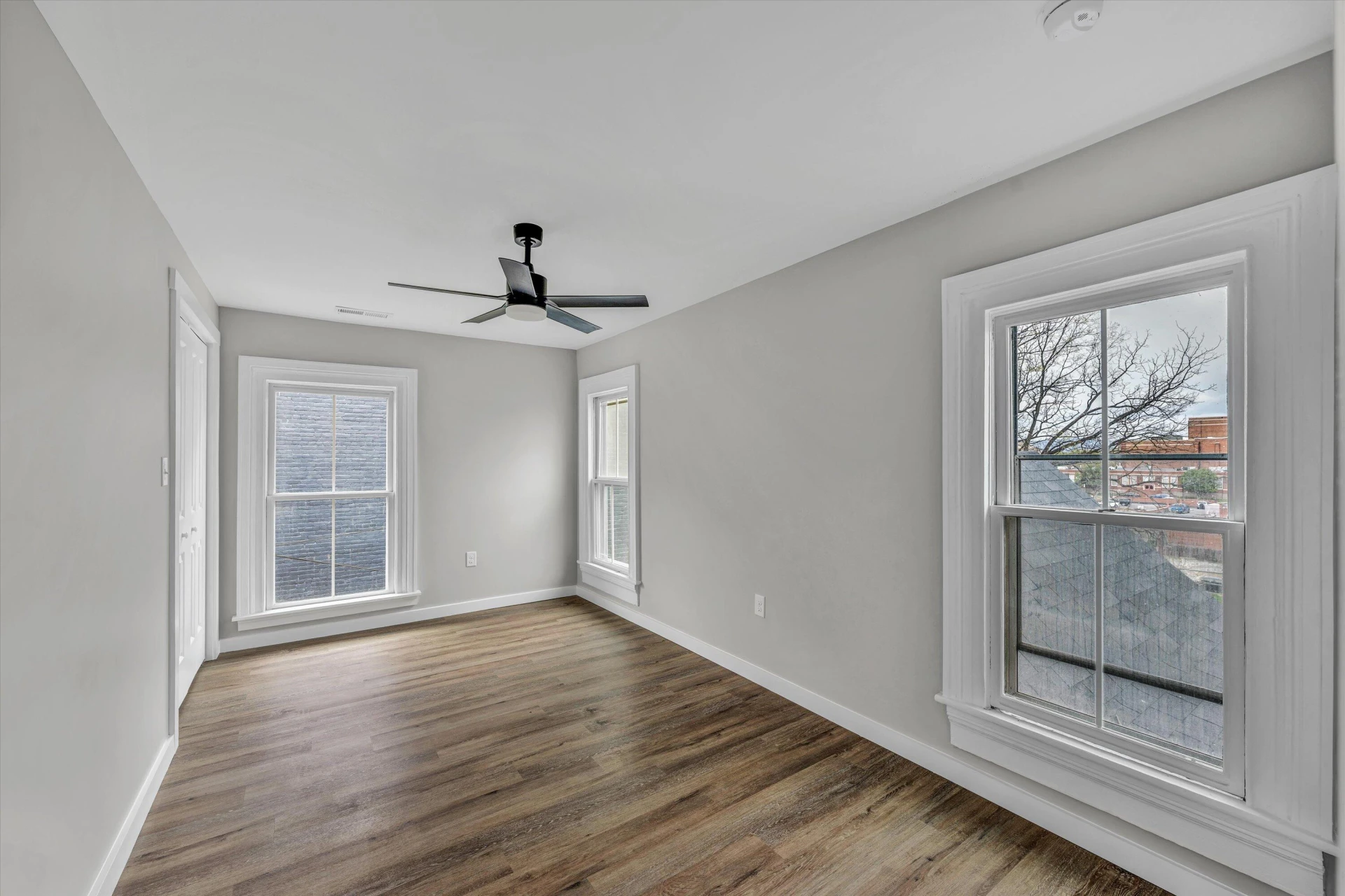 535 Day AVE - Photo 18