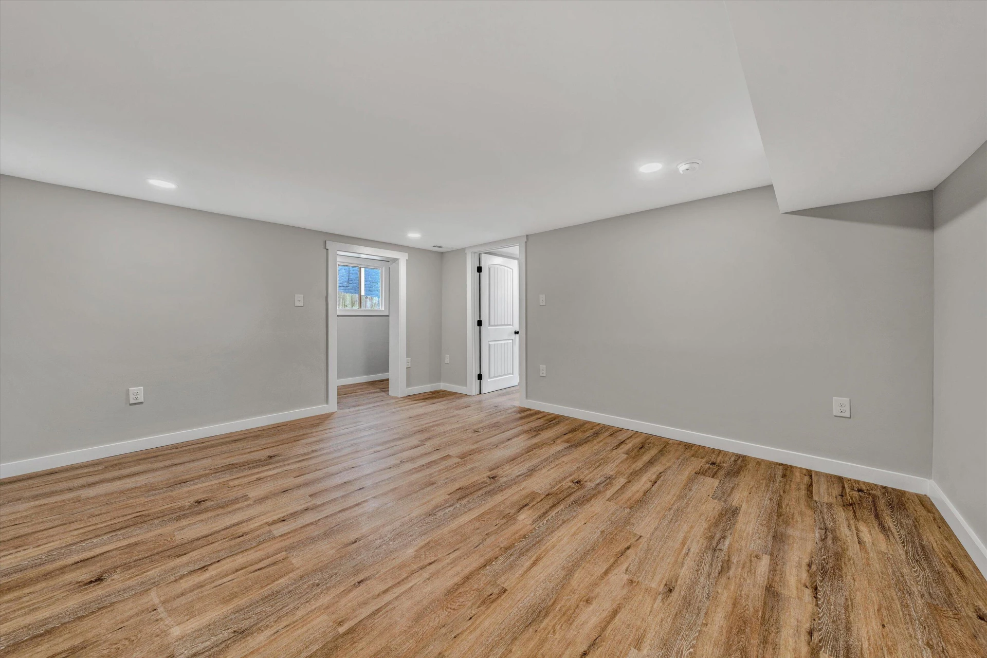 535 Day AVE - Photo 33