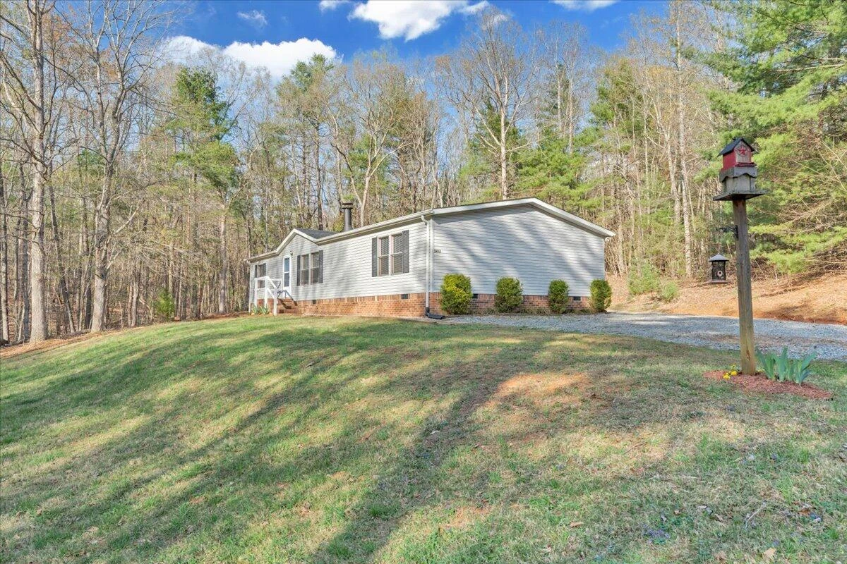 5452 Haw Patch RD - Photo 2