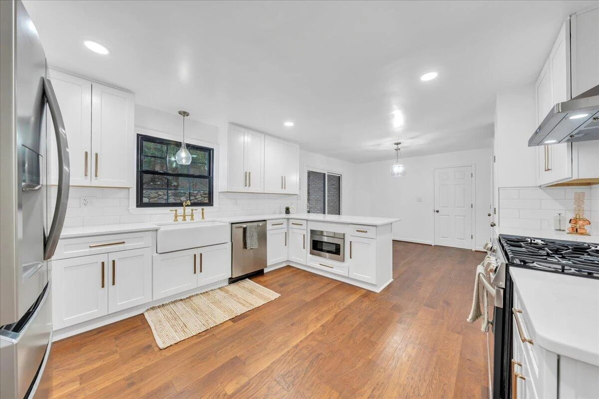 5233 Crossbow CIR - Photo 14
