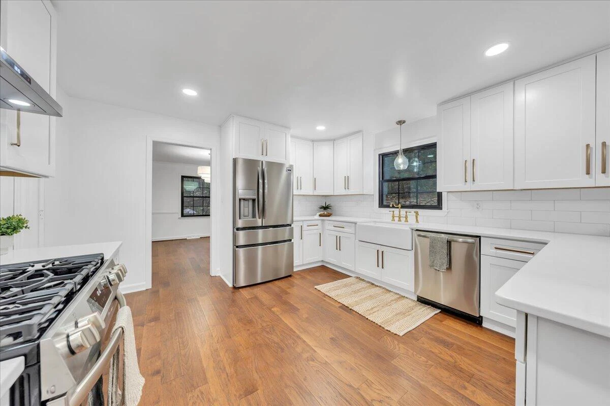 5233 Crossbow CIR - Photo 16