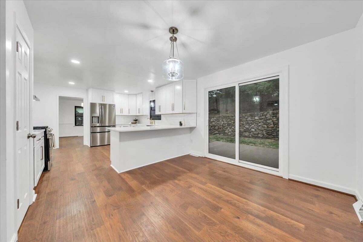 5233 Crossbow CIR - Photo 19