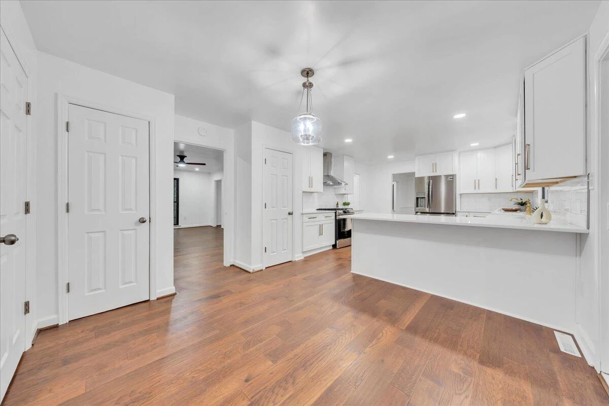 5233 Crossbow CIR - Photo 21