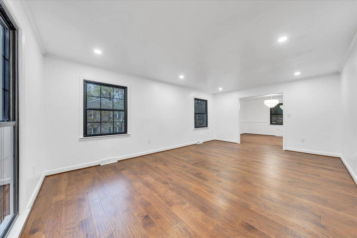 5233 Crossbow CIR - Photo 22