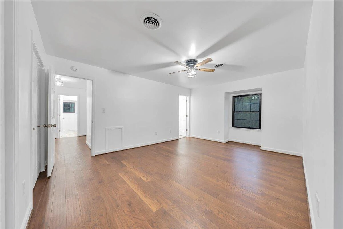 5233 Crossbow CIR - Photo 37