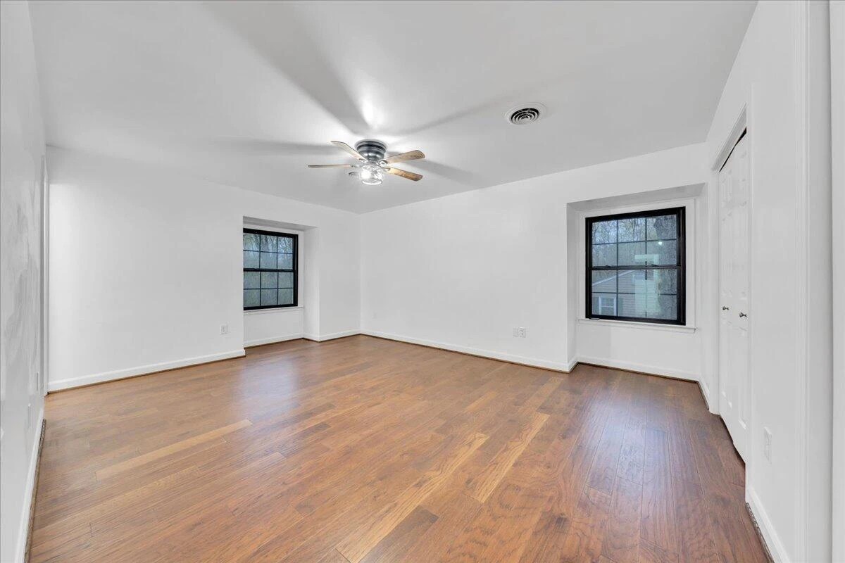 5233 Crossbow CIR - Photo 39