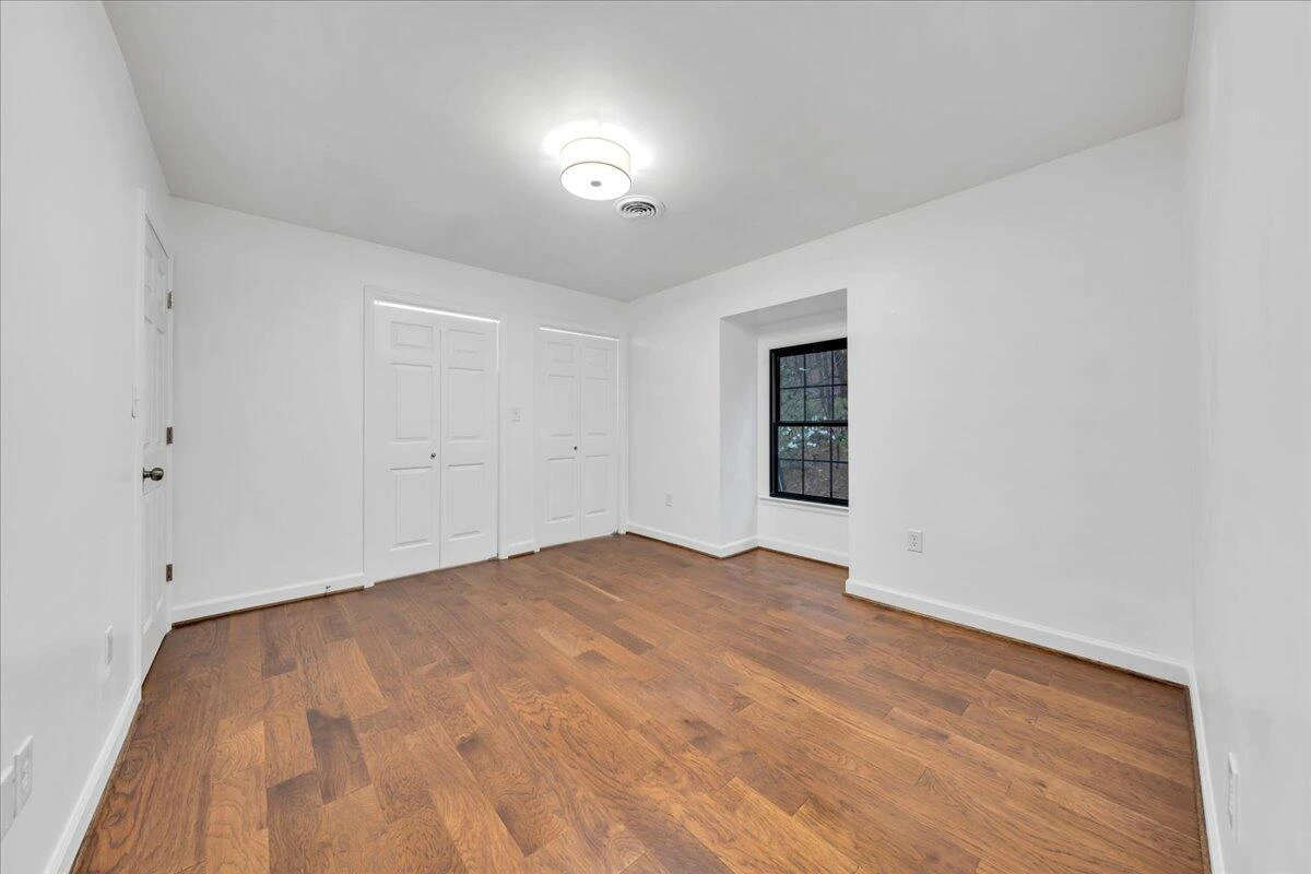 5233 Crossbow CIR - Photo 44