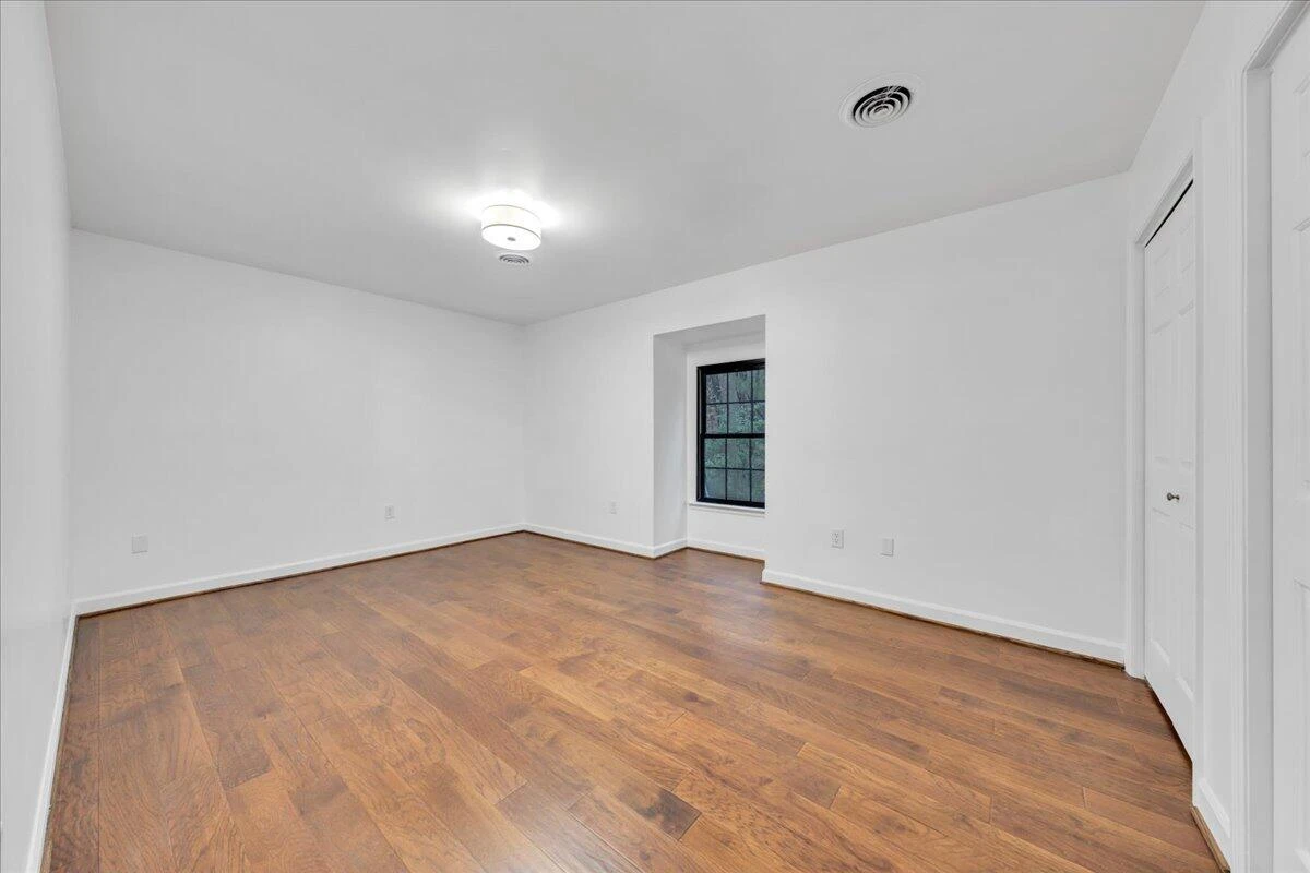 5233 Crossbow CIR - Photo 49