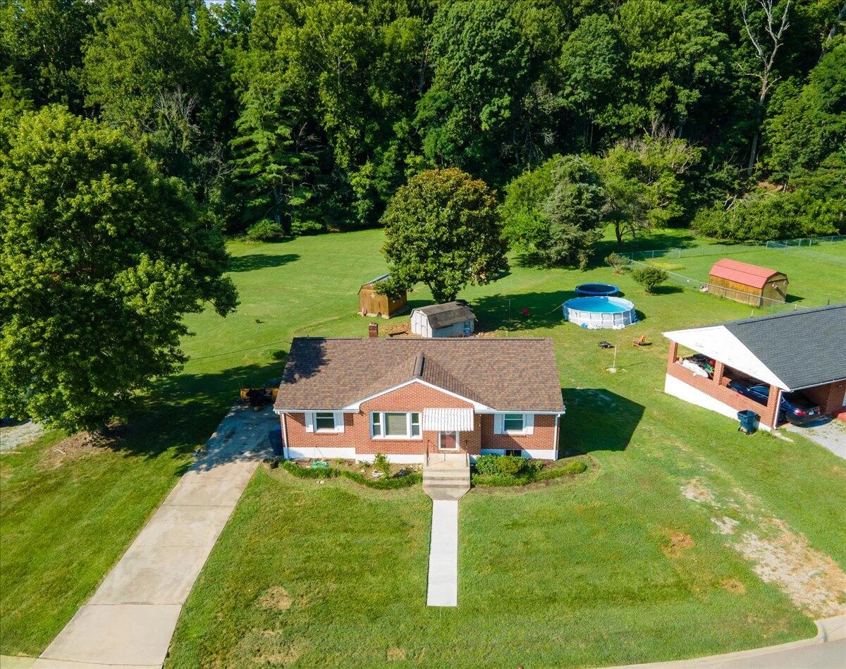 2048 Laura RD - Photo 48