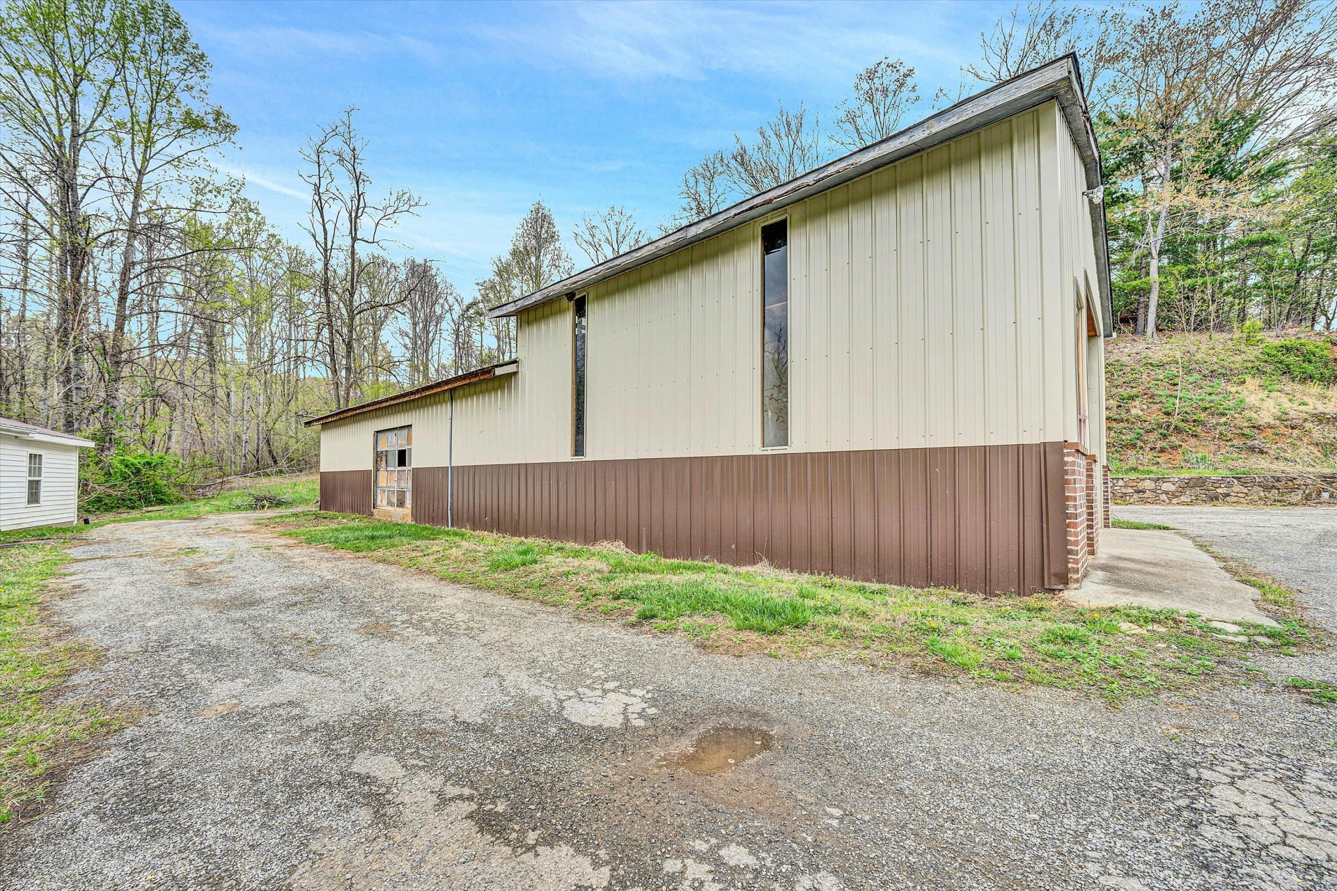 1305 FOOTHILLS RD - Photo 49