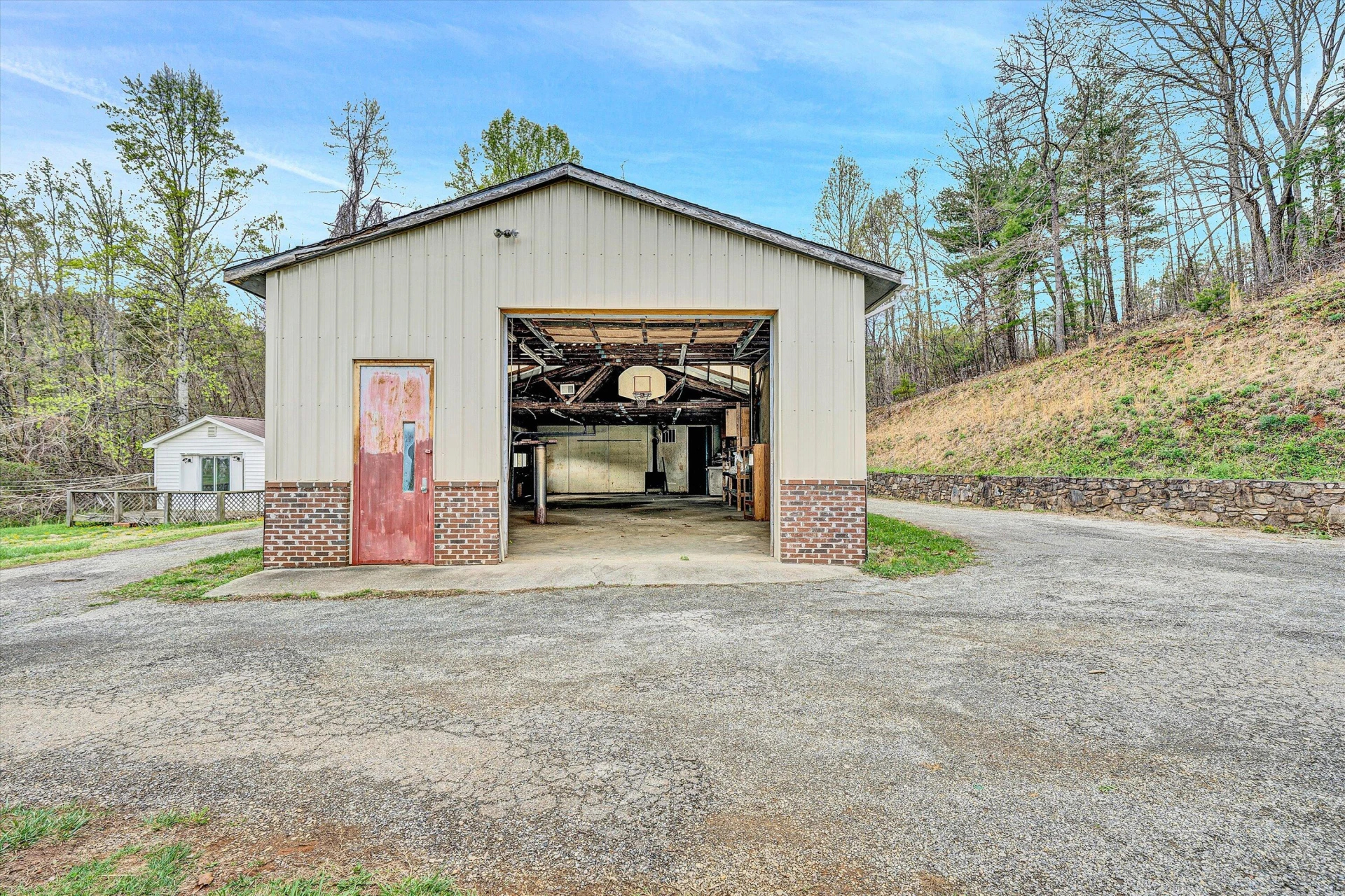 1305 FOOTHILLS RD - Photo 50