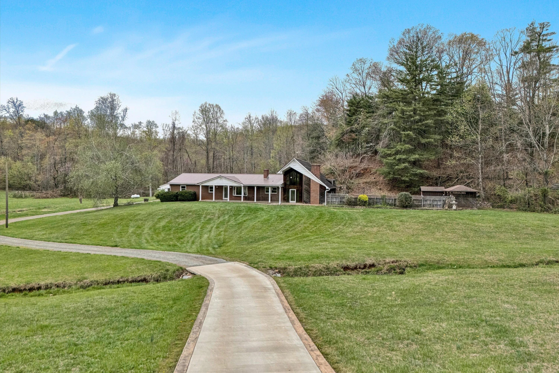 1305 FOOTHILLS RD - Photo 51