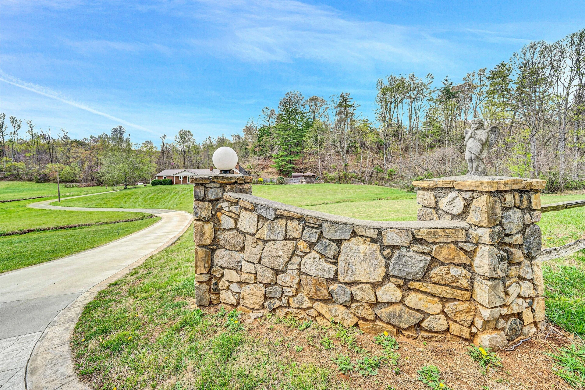1305 FOOTHILLS RD - Photo 9