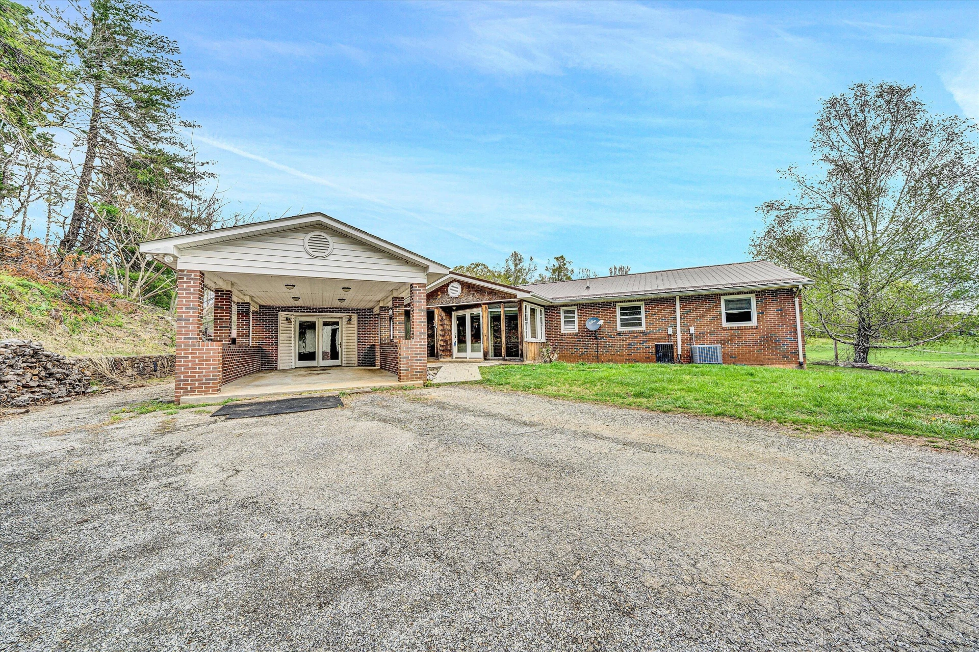 1305 FOOTHILLS RD - Photo 10