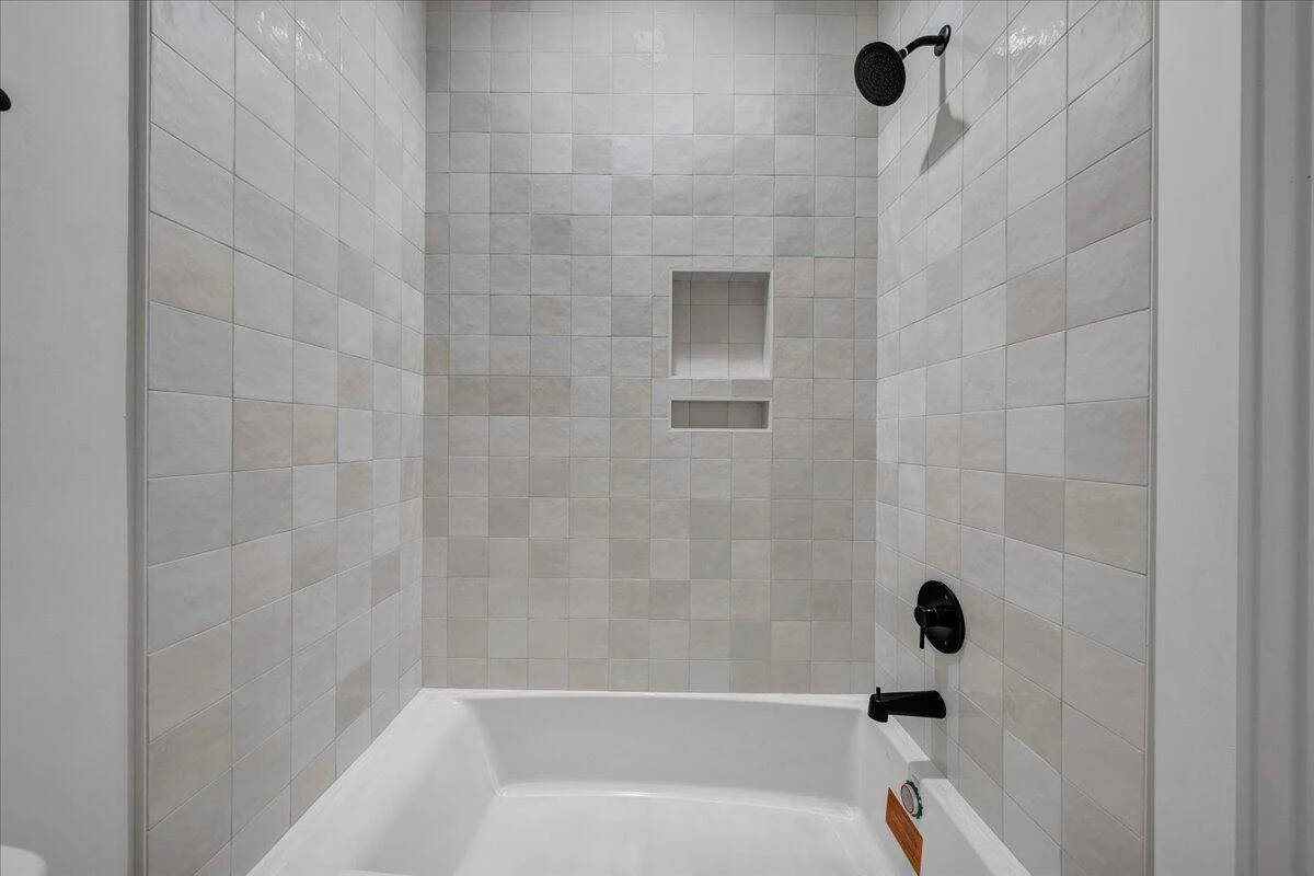 1050 Westerham CT - Photo 50