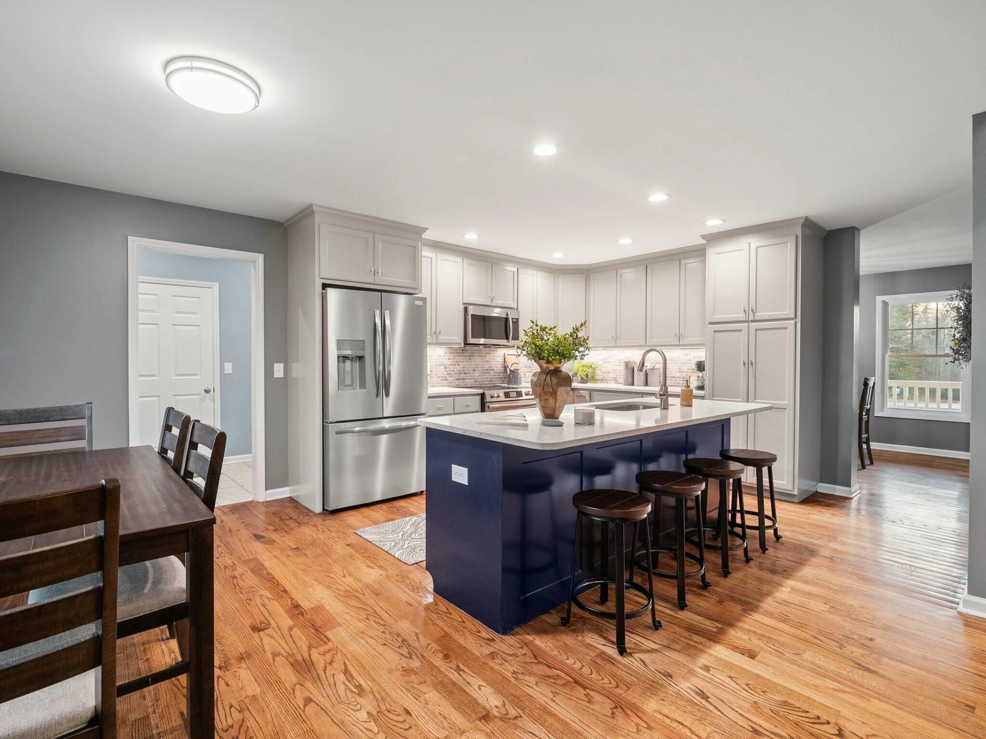 447 WOODS EDGE DR - Photo 15
