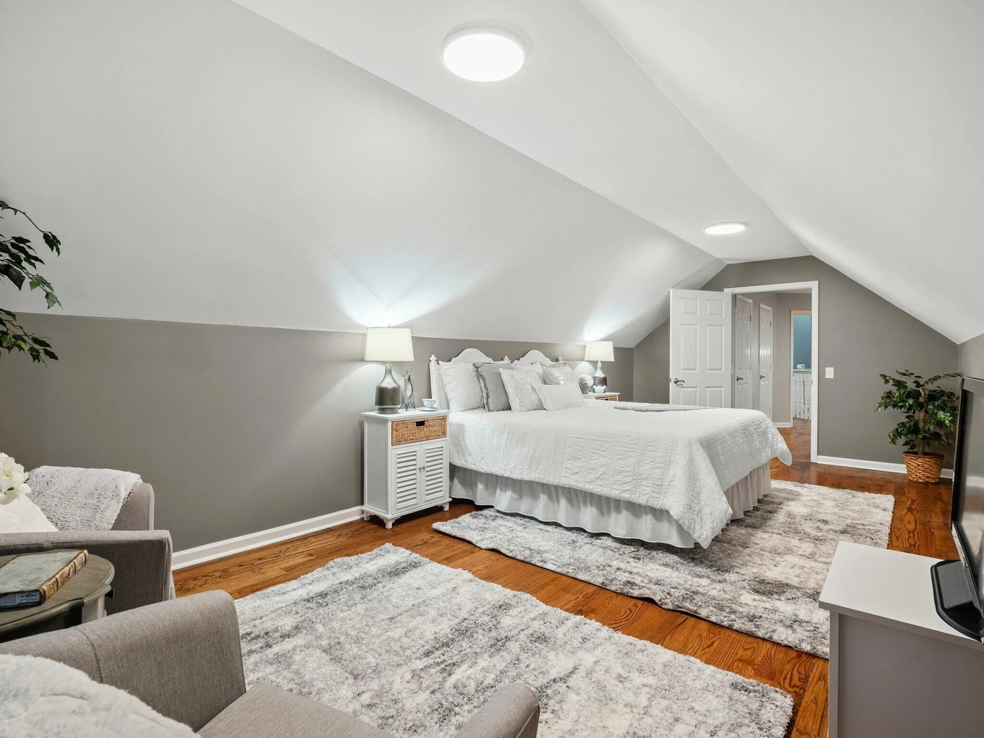 447 WOODS EDGE DR - Photo 46