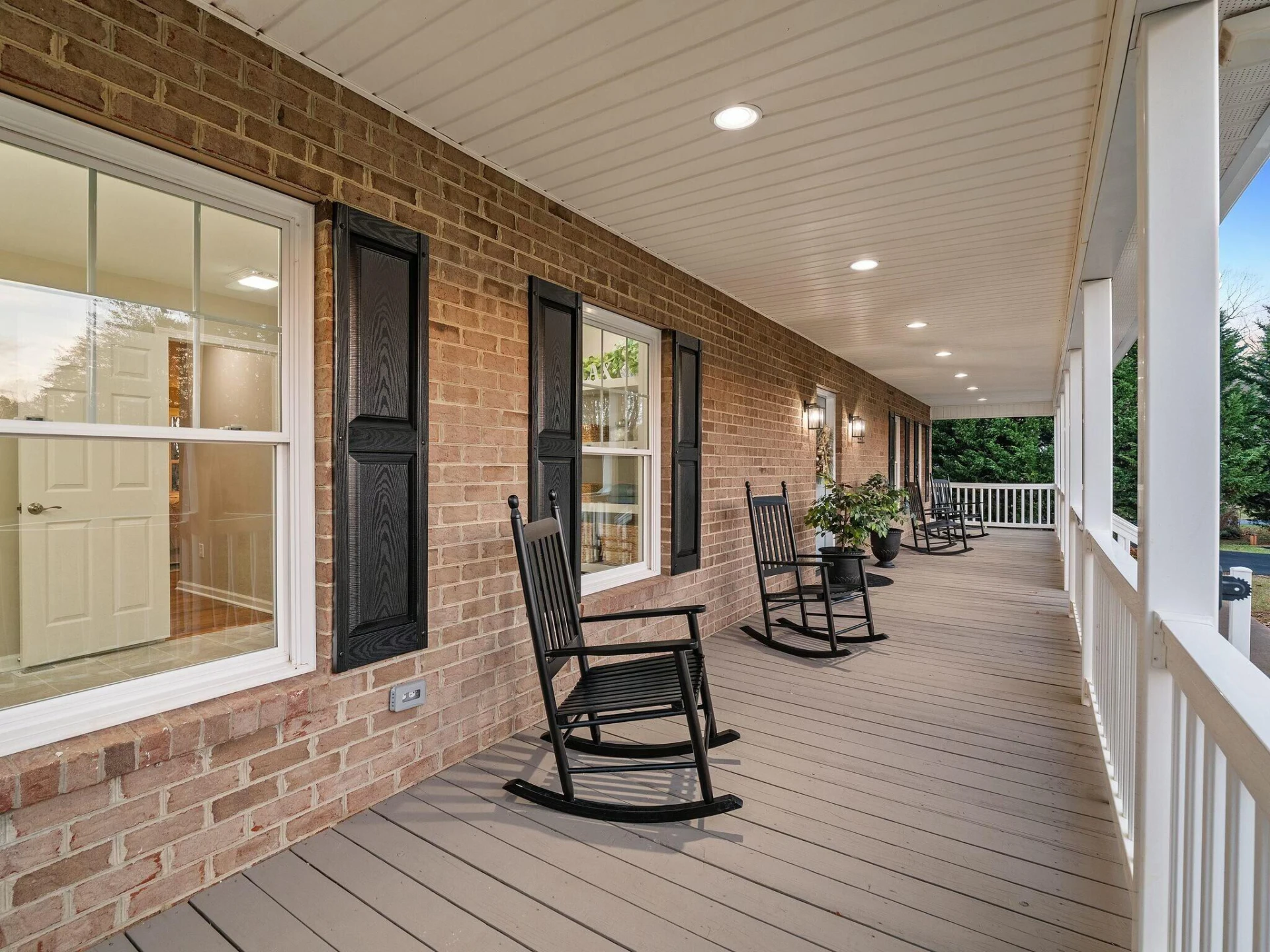 447 WOODS EDGE DR - Photo 7