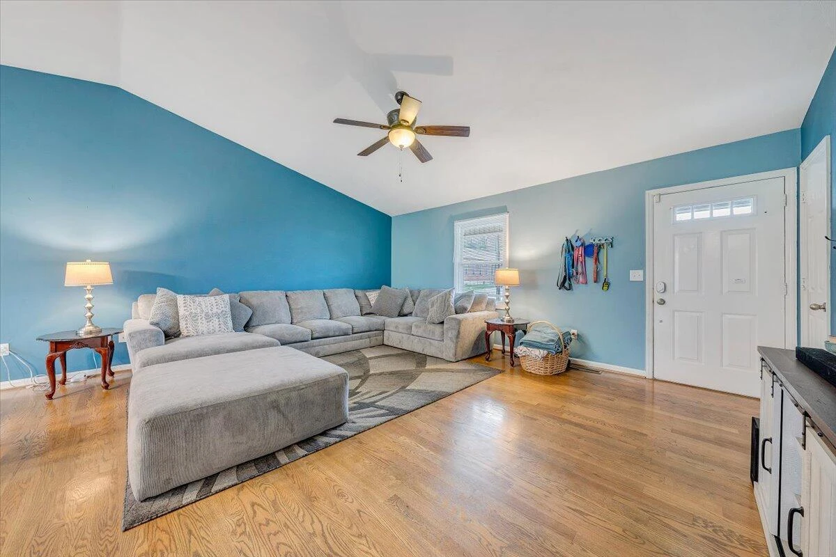 5495 Lee HWY - Photo 7