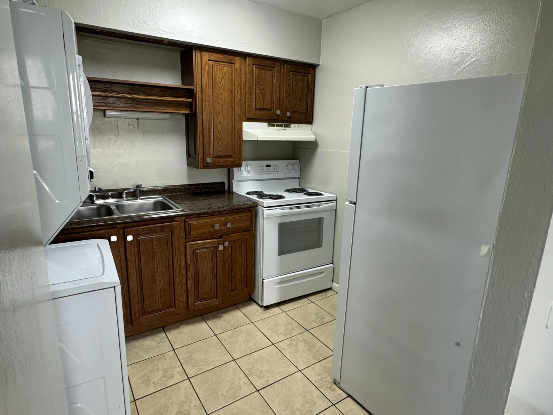 1602 Eastern AVE #& 1604 - Photo 5
