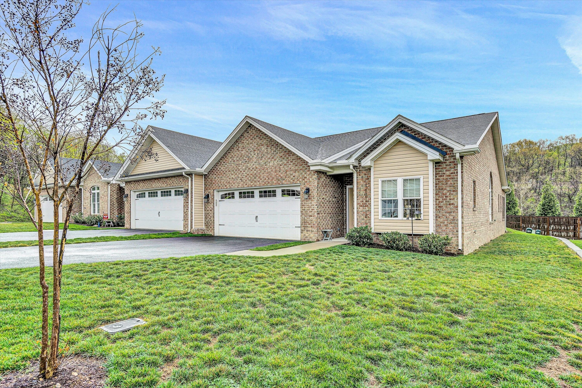 31 Brookfield CT