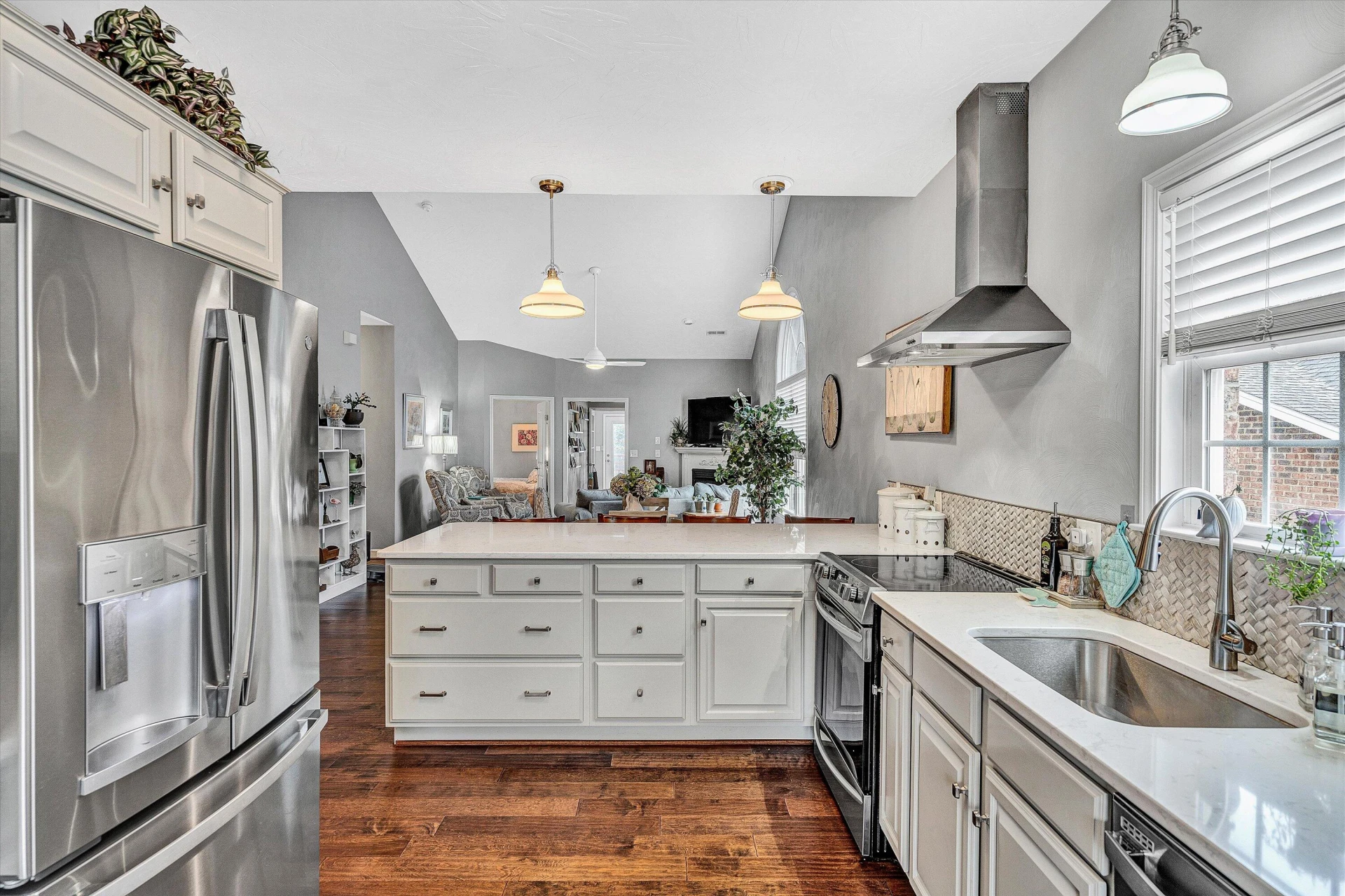 31 Brookfield CT - Photo 8