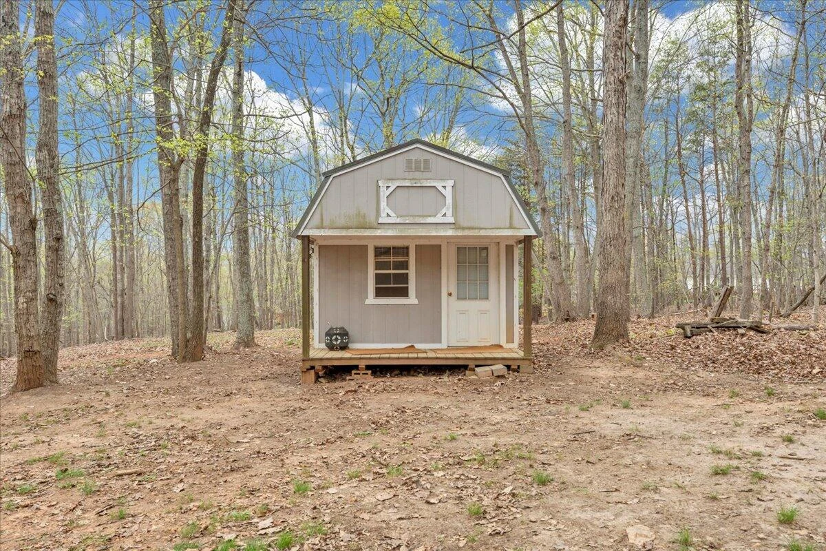 1157 Hales Ford RD - Photo 22
