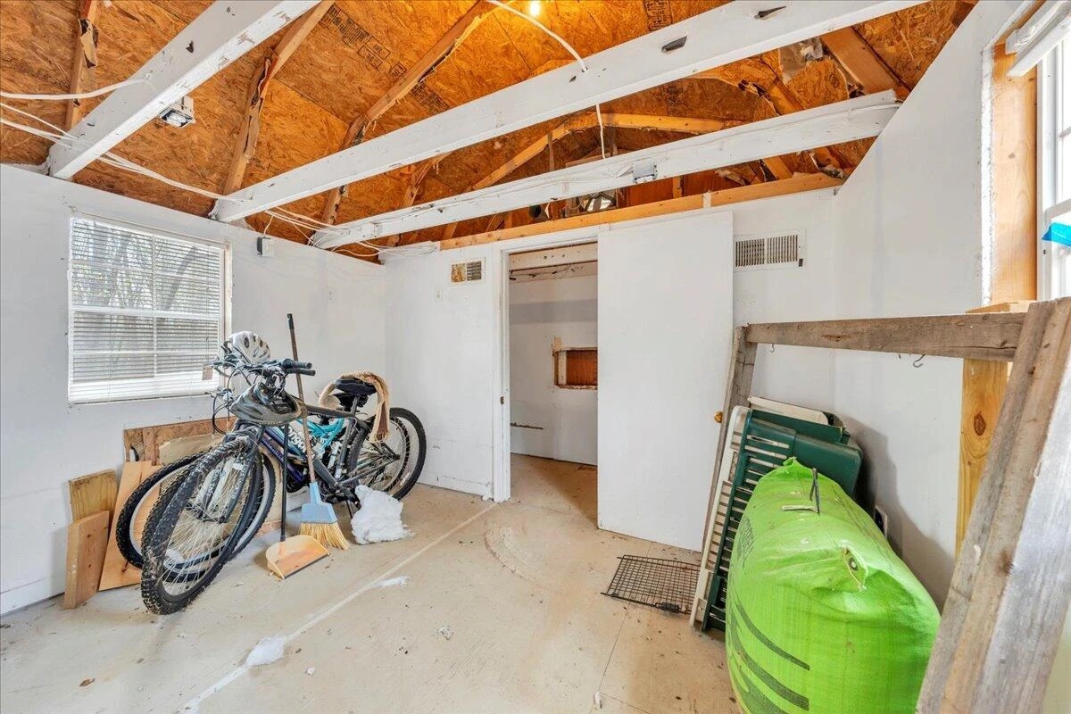 1157 Hales Ford RD - Photo 24