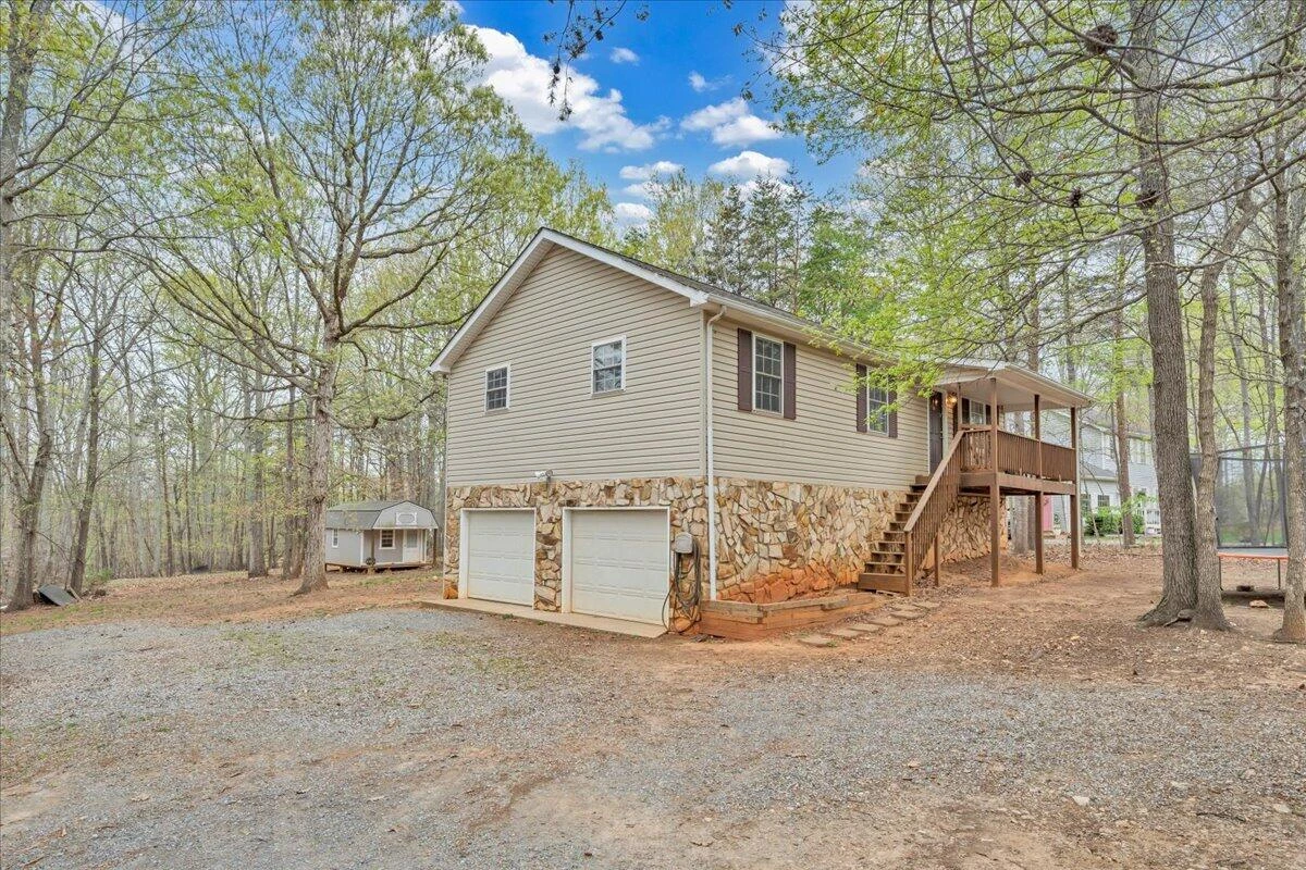 1157 Hales Ford RD - Photo 36