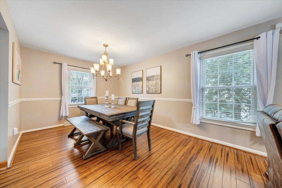 3862 Hyde Park DR - Photo 15