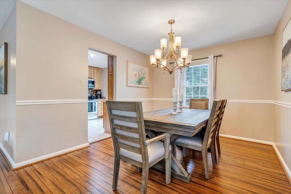 3862 Hyde Park DR - Photo 17