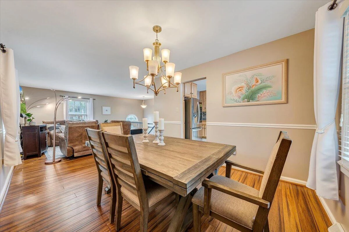3862 Hyde Park DR - Photo 19