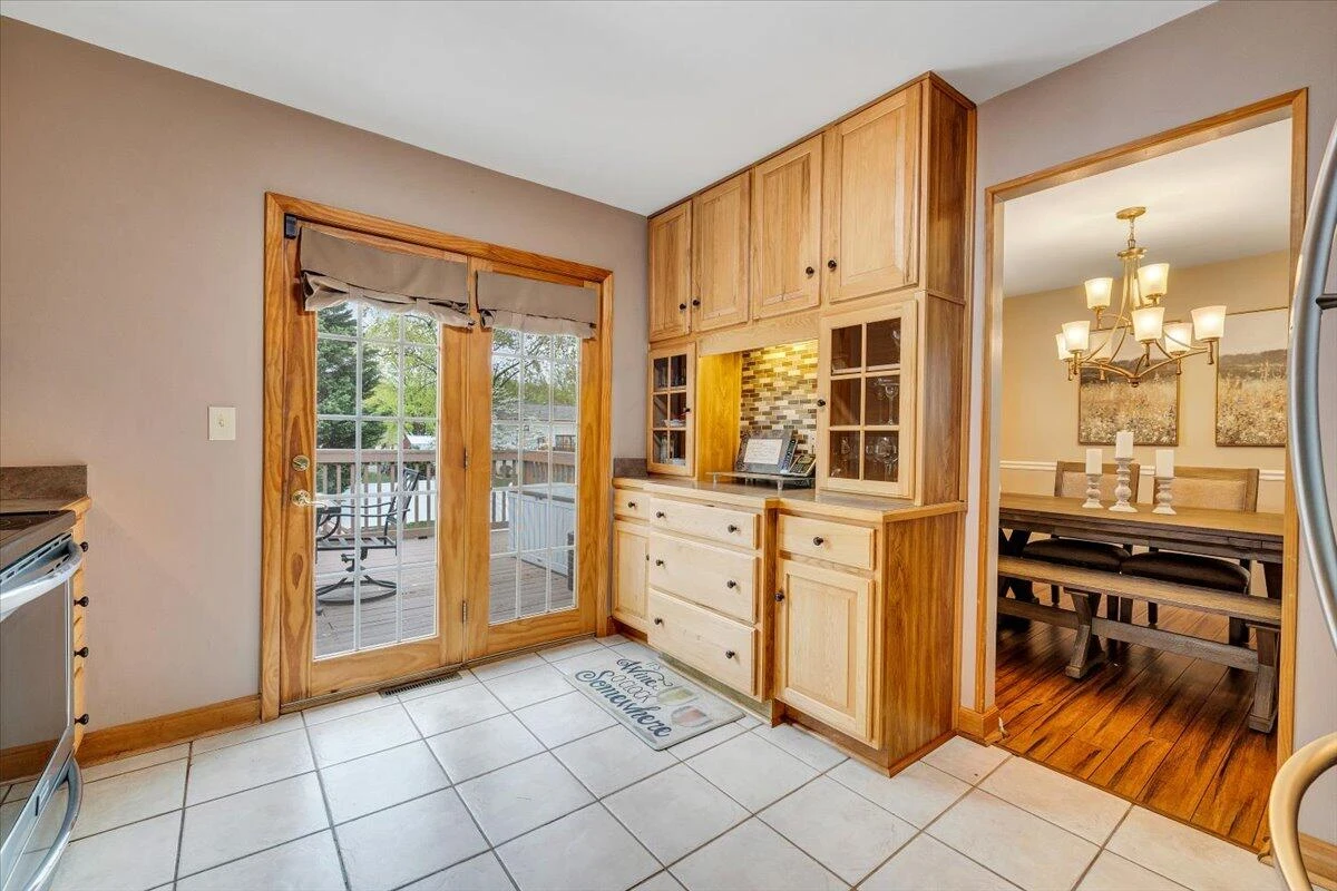 3862 Hyde Park DR - Photo 20