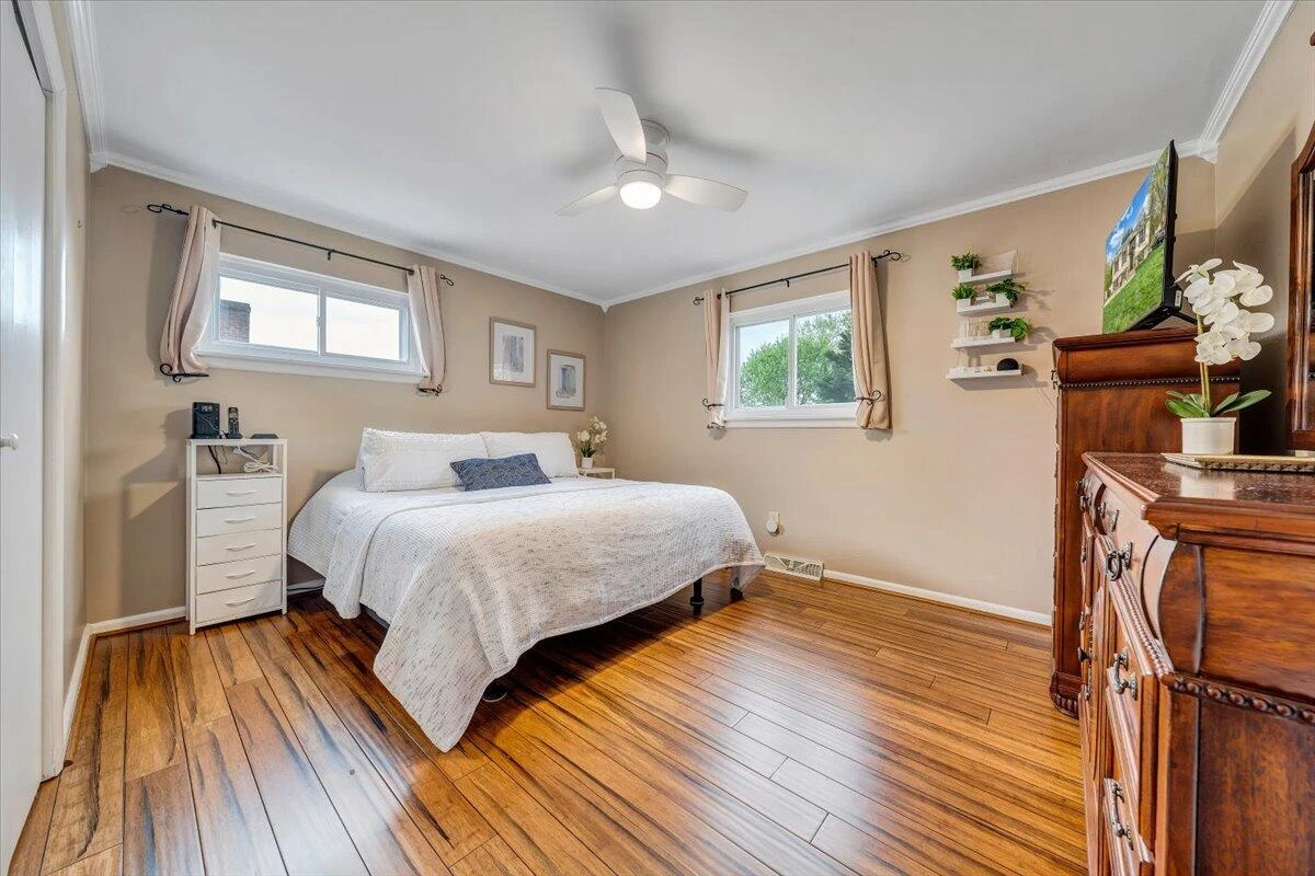 3862 Hyde Park DR - Photo 26