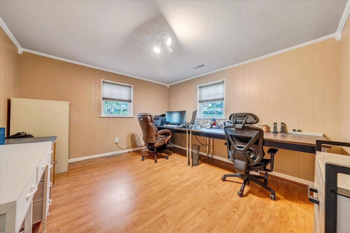 3862 Hyde Park DR - Photo 36