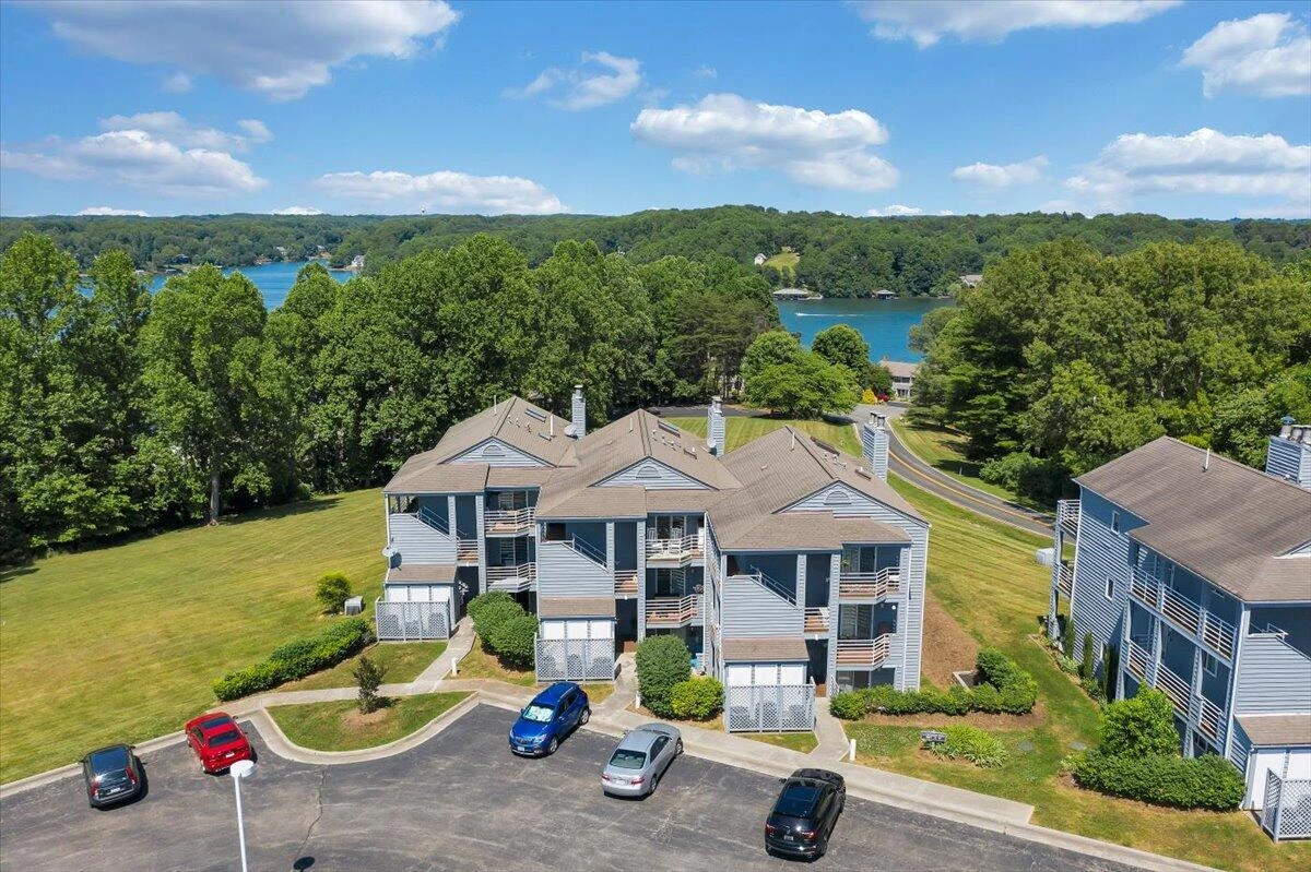 114 Waterside CIR #B-6 - Photo 2