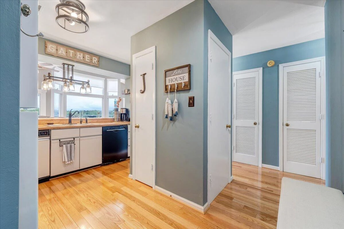 114 Waterside CIR #B-6 - Photo 5