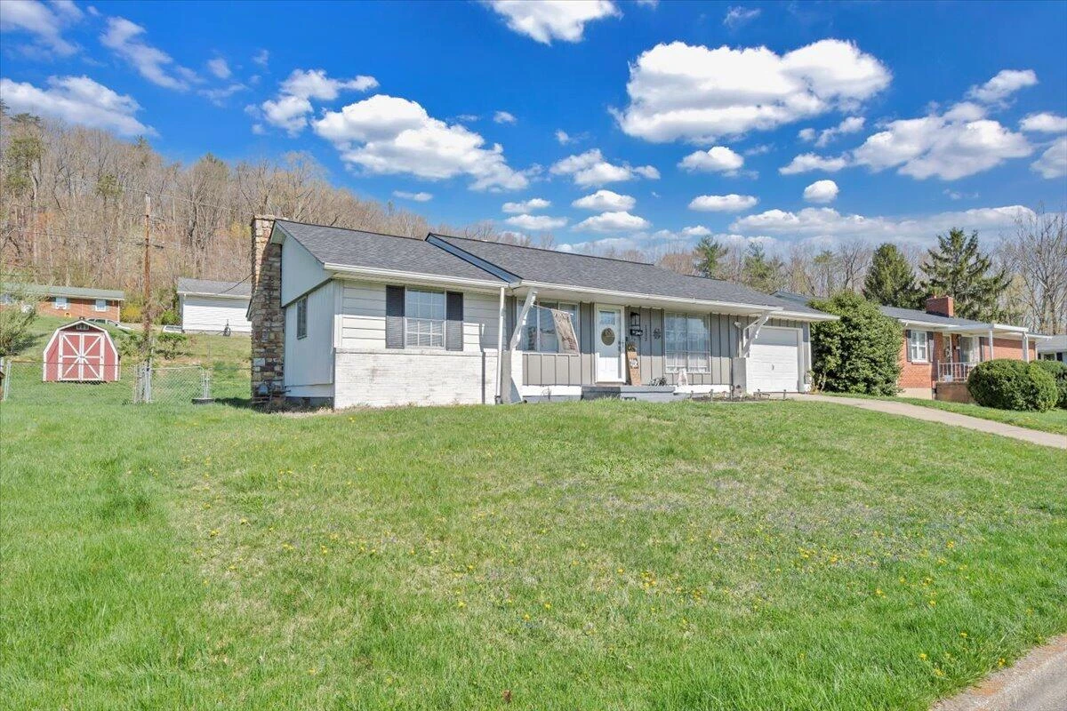1332 Crawford AVE - Photo 35