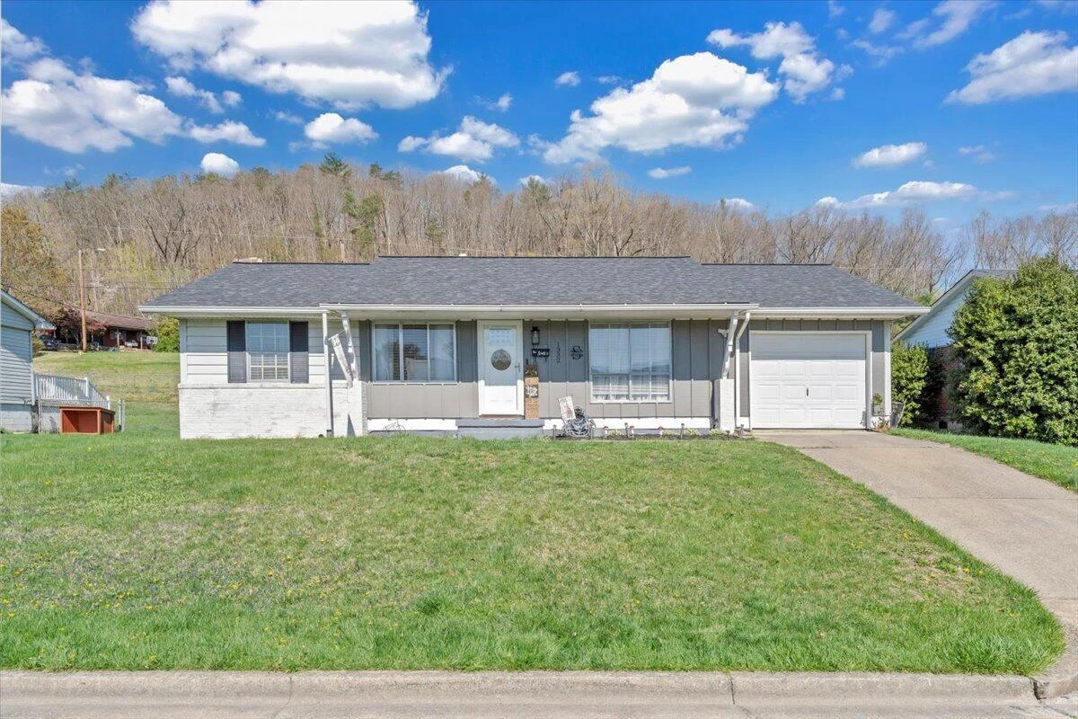 1332 Crawford AVE - Photo 37
