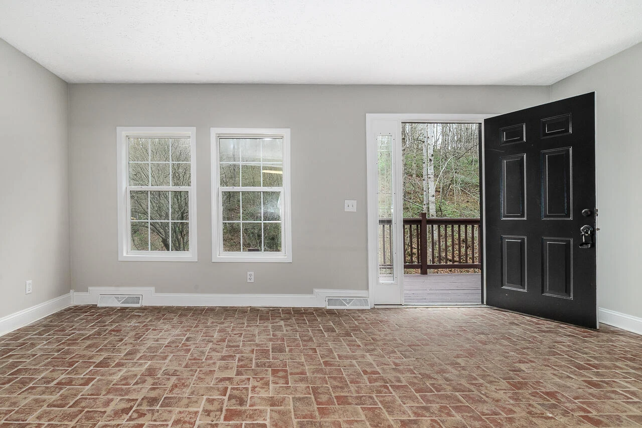 108 Trapper LN - Photo 11