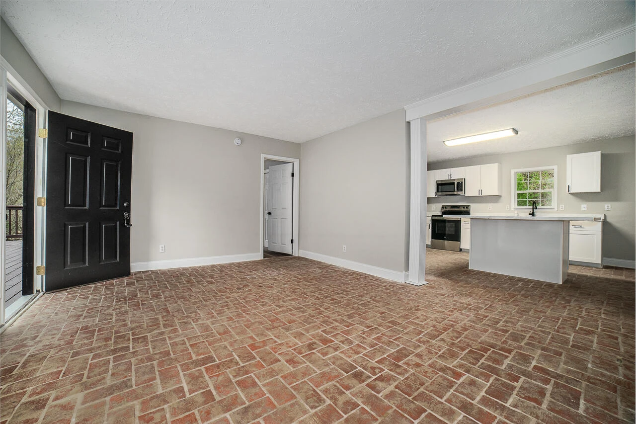 108 Trapper LN - Photo 13